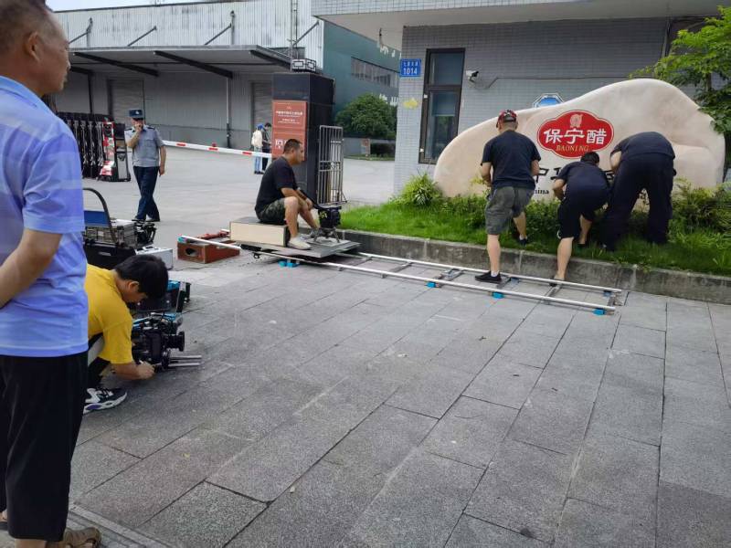 王益区广告片拍摄公司核心优势：全流程服务，让品牌广告片省心更出彩